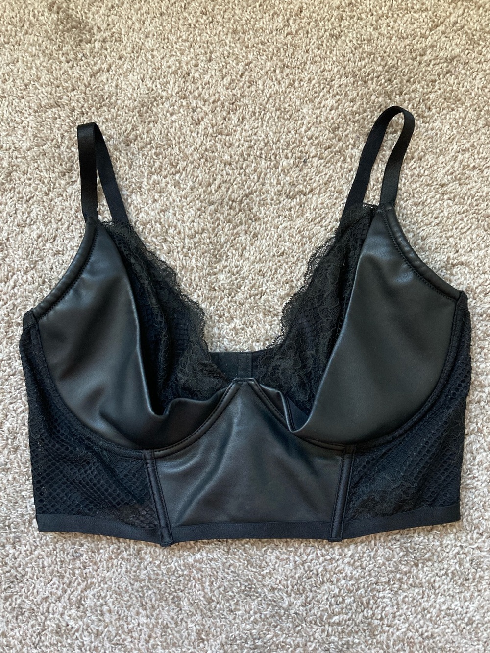 Victoria’s Secret faux leather Very Sexy floral lace bra underwire Goth sz 38DD